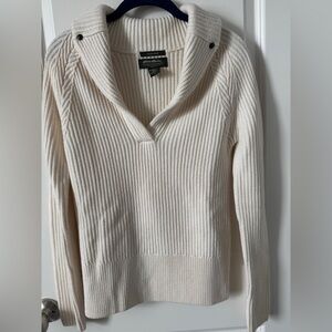 Eddie Bauer Ivory Italian Merino Wool Long Sleeve V Neck Pullover Small